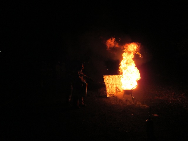 loading Gallery/Training/Extinguishers 30jan2013/fullsize/IMG_0665.jpeg... or select a thumbnail